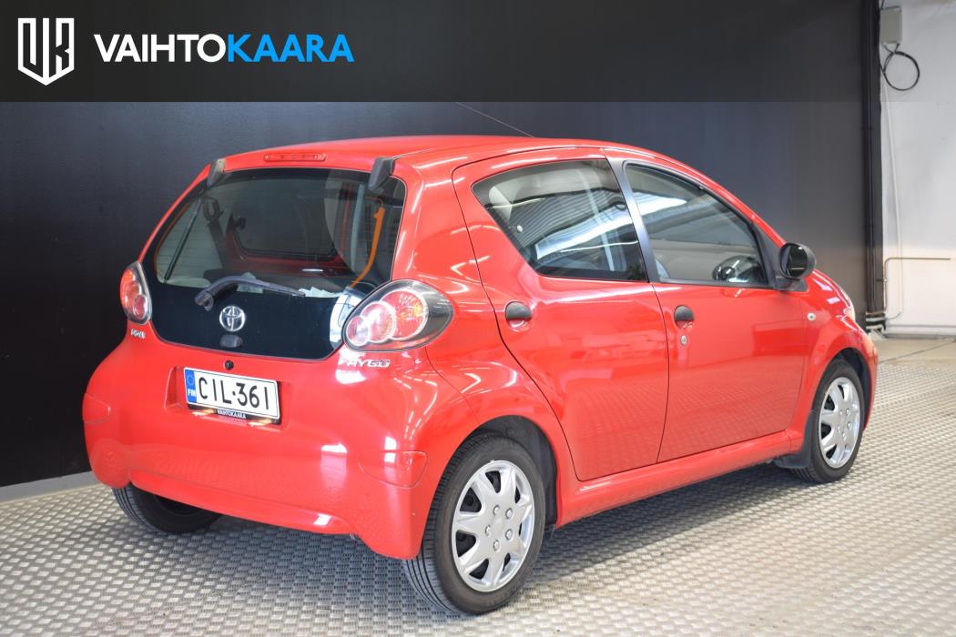 TOYOTA Aygo 2011