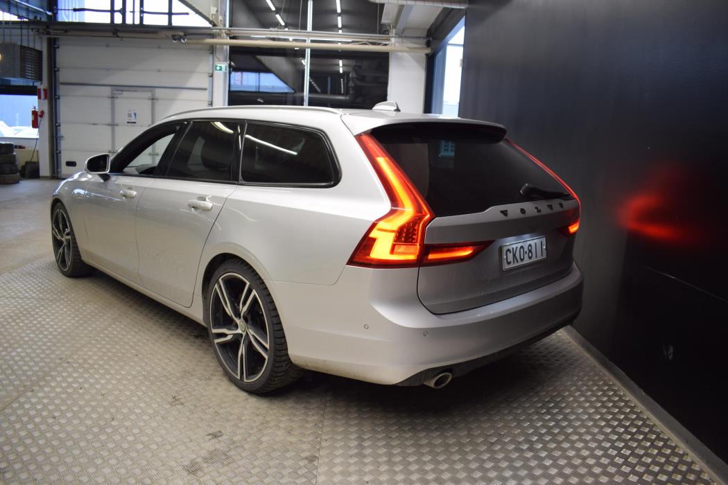 VOLVO V90 2017