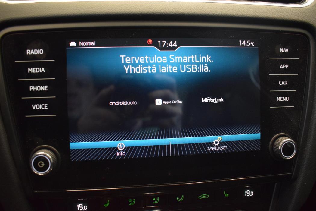 SKODA Octavia 2019