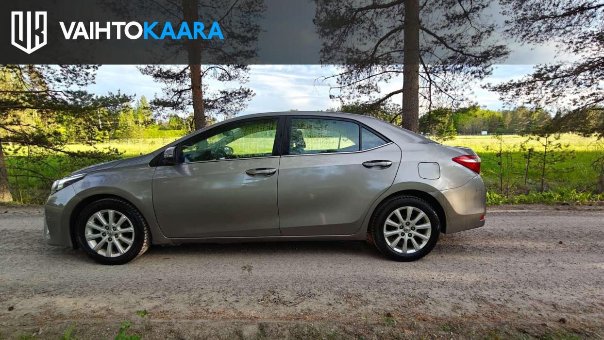 TOYOTA Corolla 2014