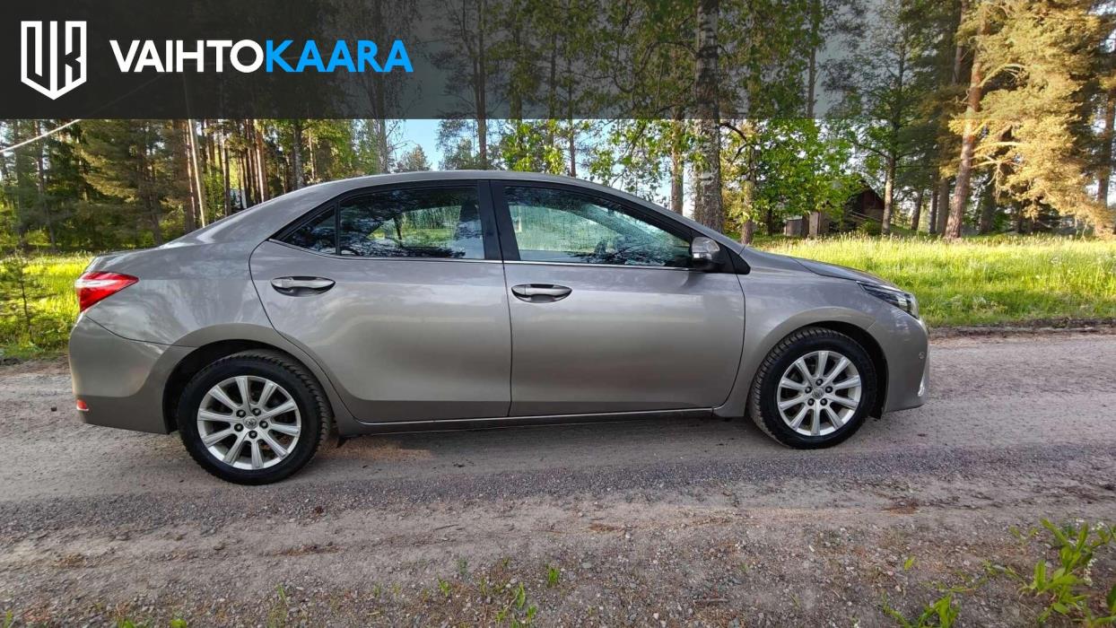 TOYOTA Corolla 2014