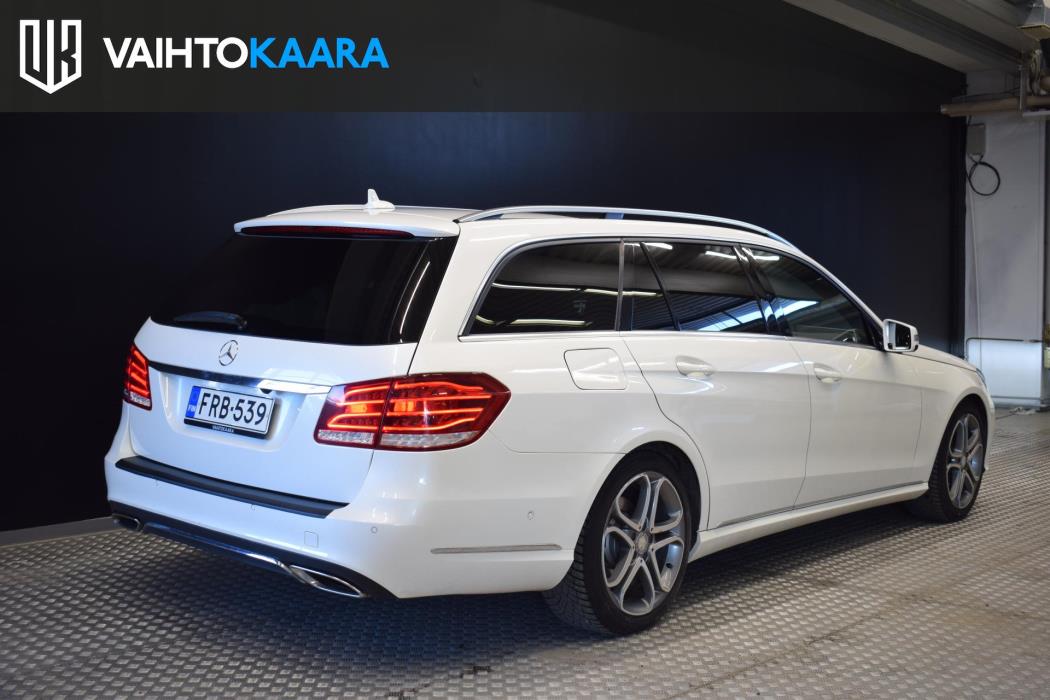 MERCEDES-BENZ E 2013