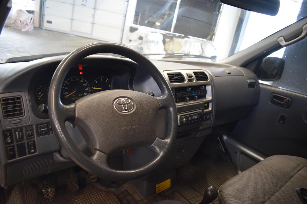 TOYOTA Hiace 2007