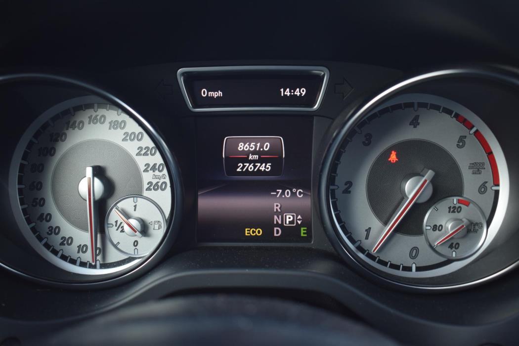 MERCEDES-BENZ GLA 2015