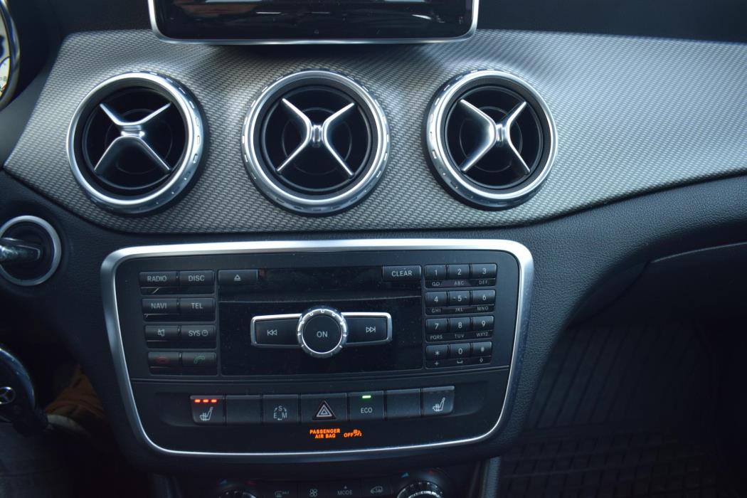 MERCEDES-BENZ GLA 2015