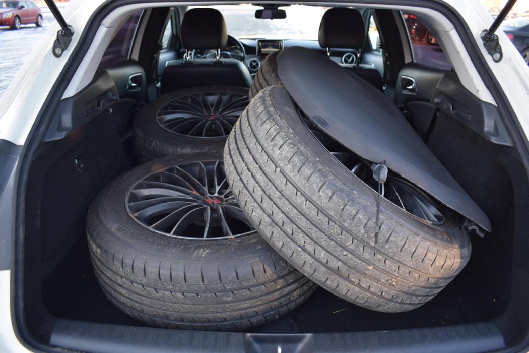 MERCEDES-BENZ GLA 2015