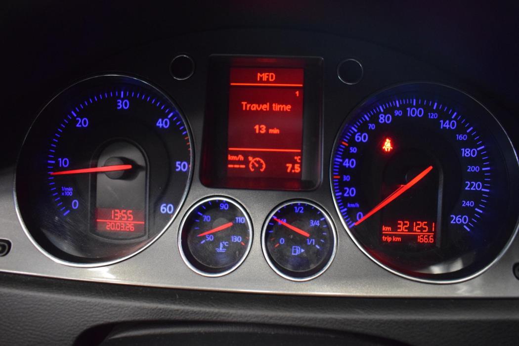 VOLKSWAGEN Passat 2008