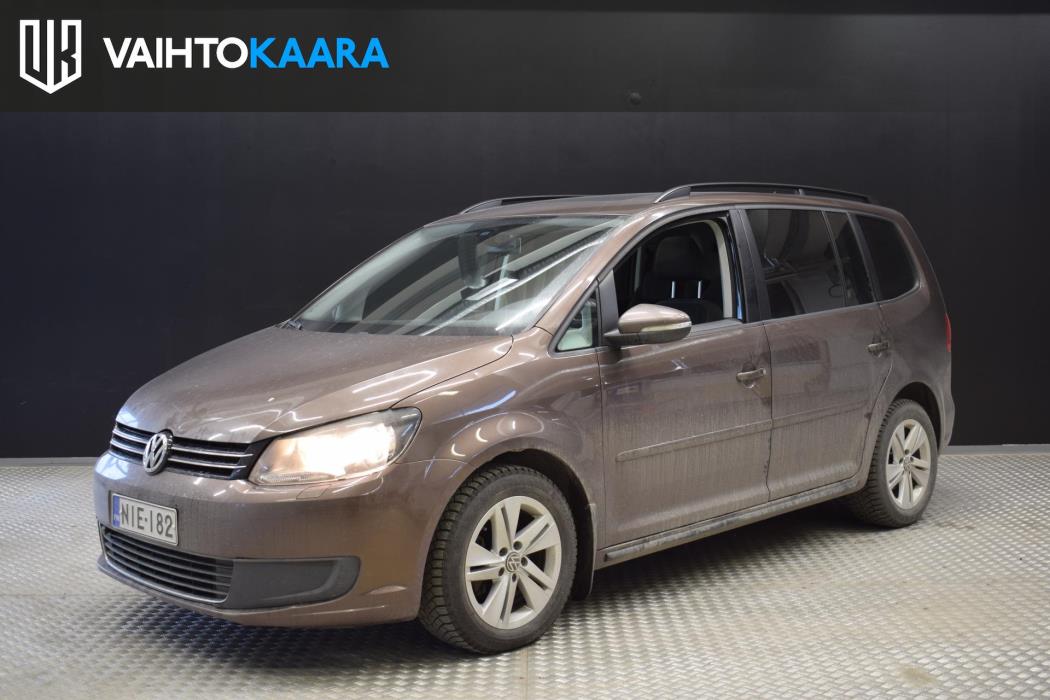 VOLKSWAGEN Touran 2011
