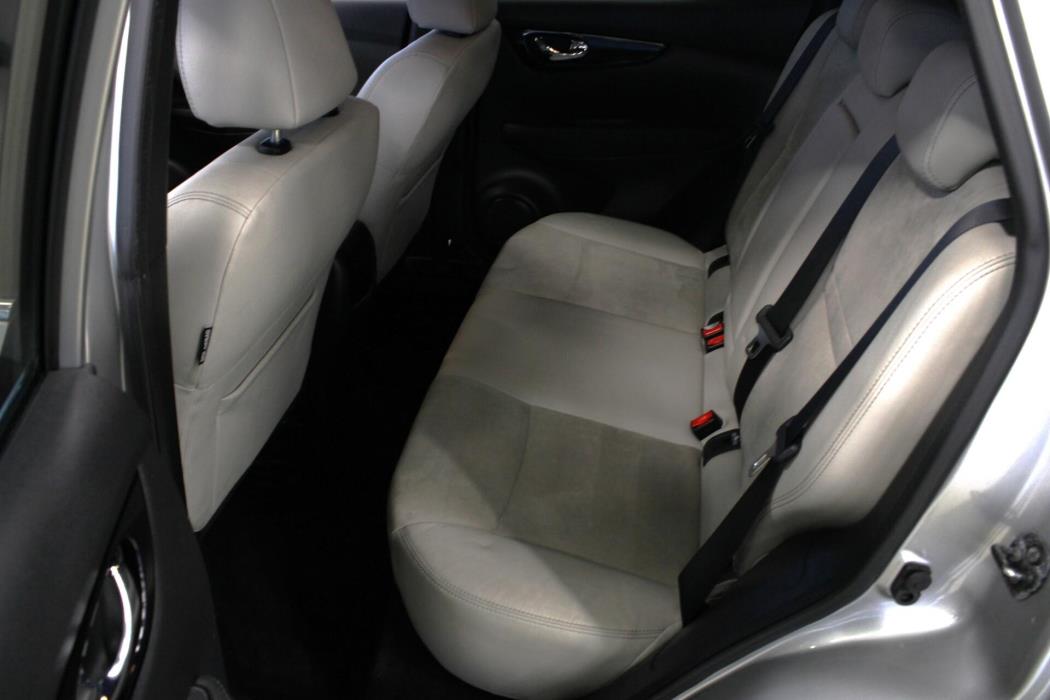 NISSAN Qashqai 2016