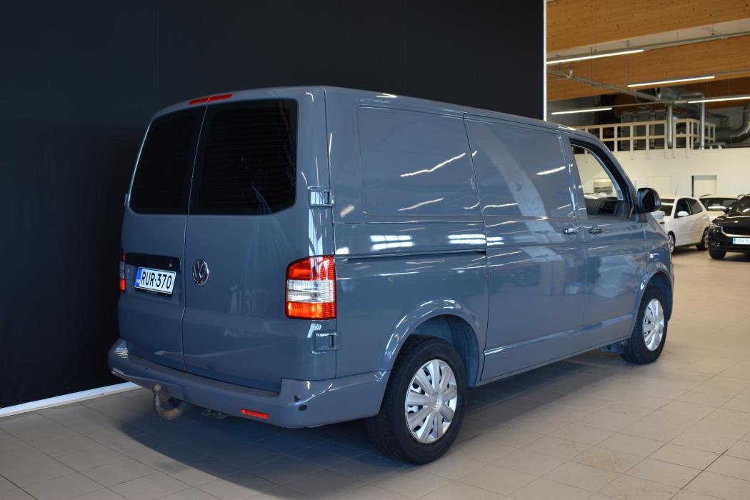 VOLKSWAGEN Transporter 2010