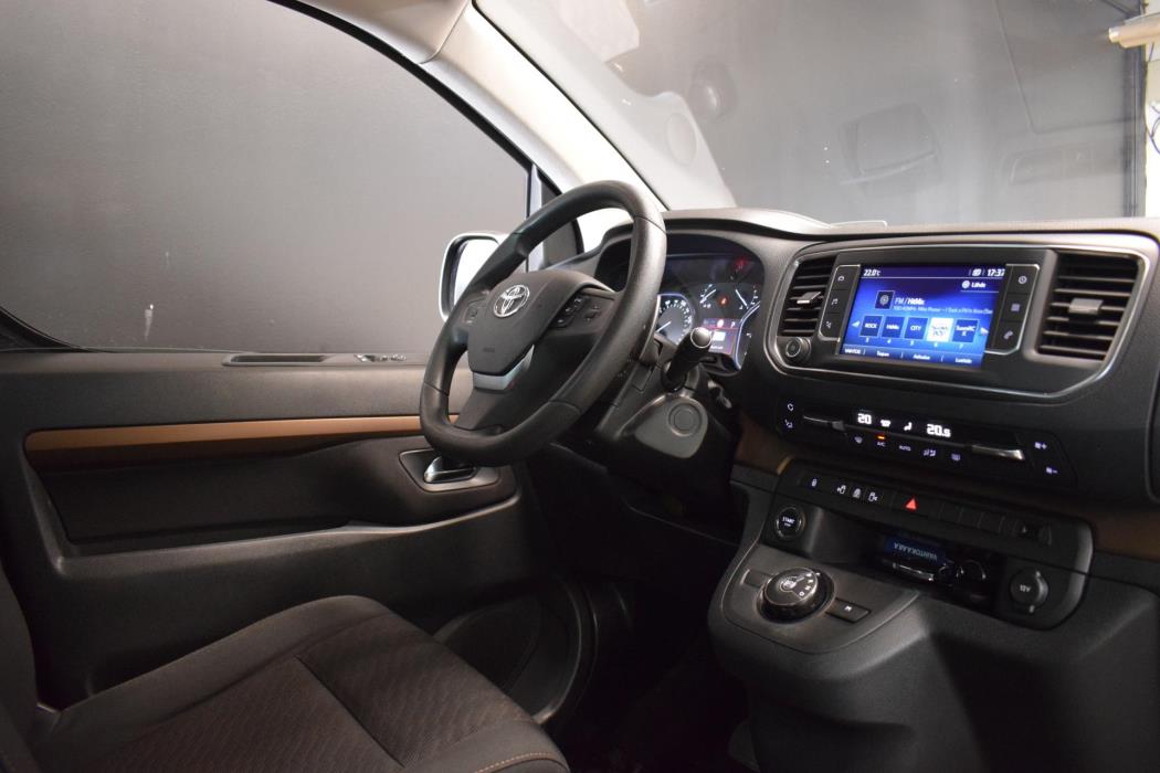 TOYOTA Proace Verso 2017