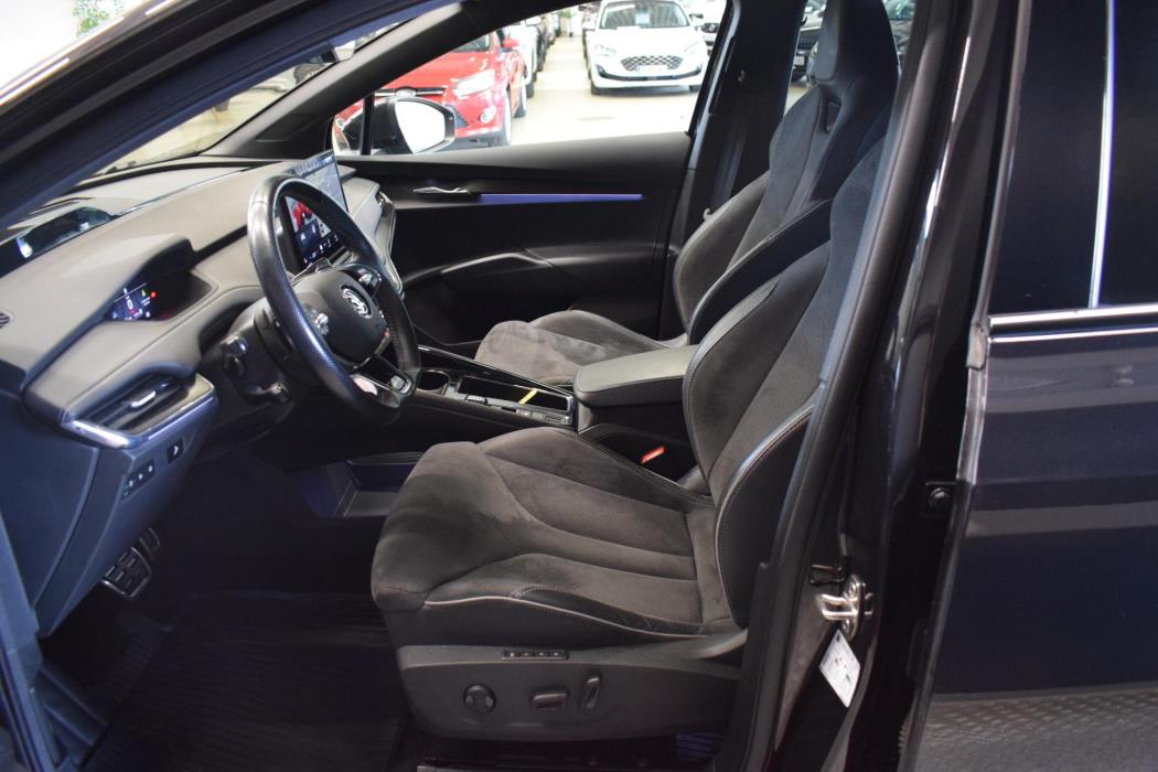 SKODA Enyaq 2023