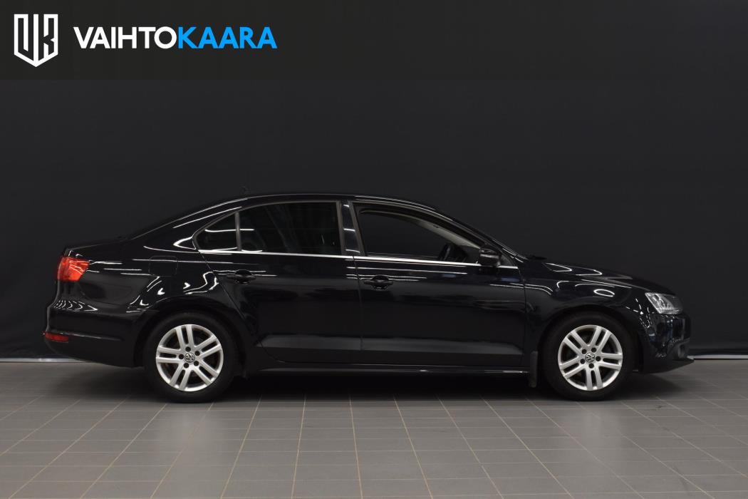 VOLKSWAGEN Jetta 2012