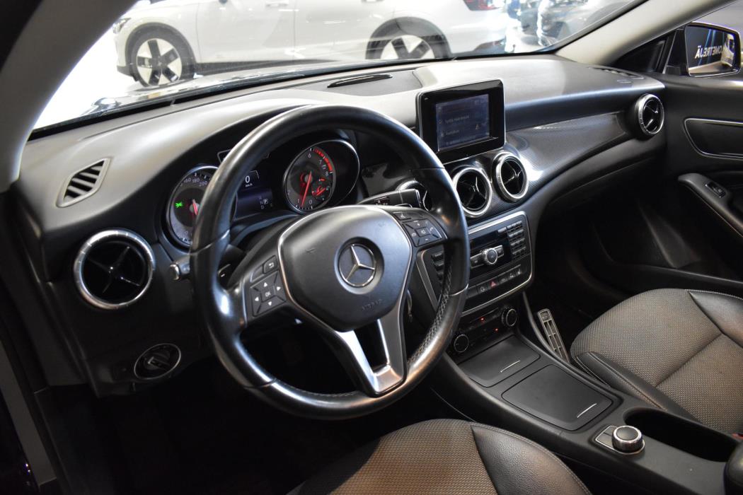 MERCEDES-BENZ CLA 2013