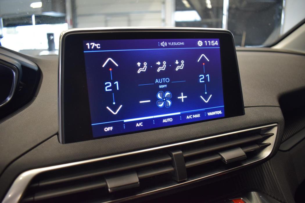 PEUGEOT 5008 2018