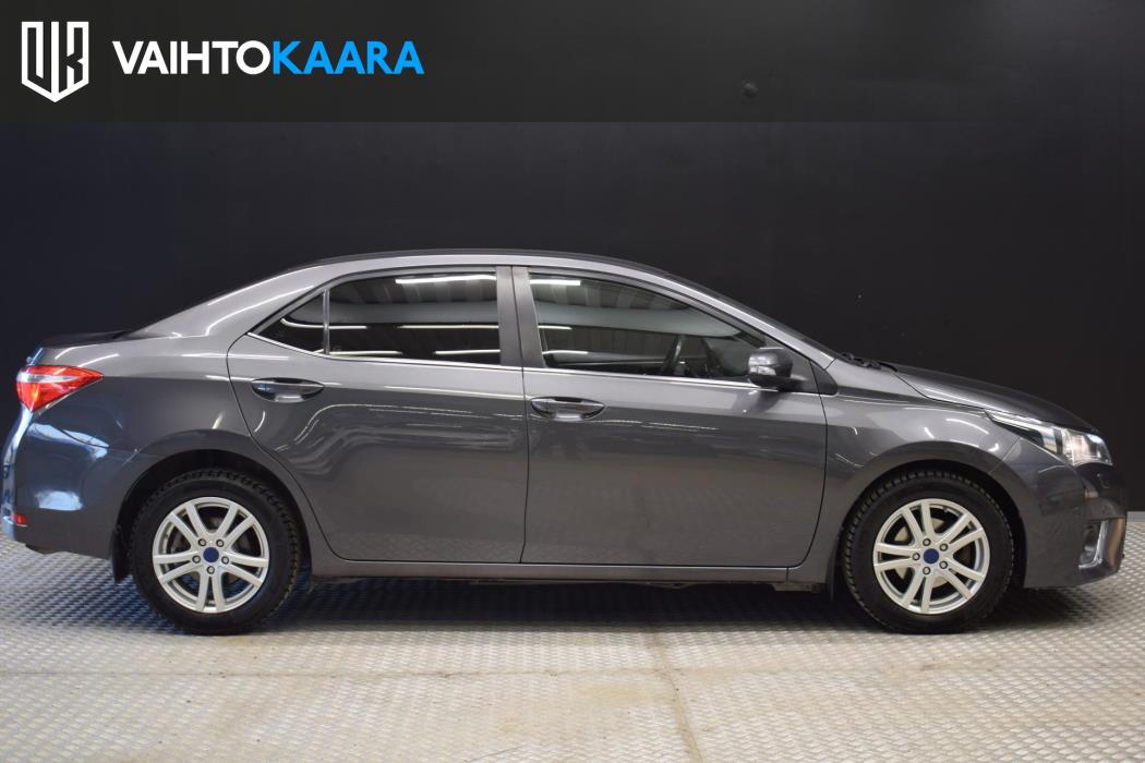TOYOTA Corolla 2015