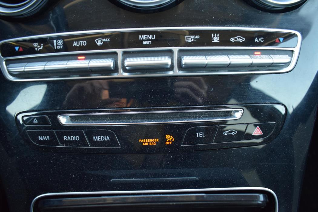 MERCEDES-BENZ C 2015