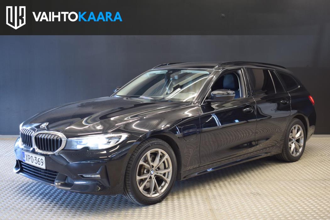 BMW 330 2021