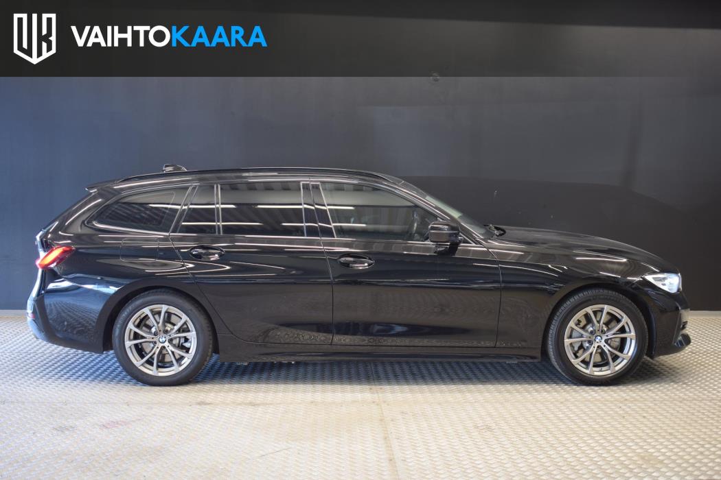 BMW 330 2021