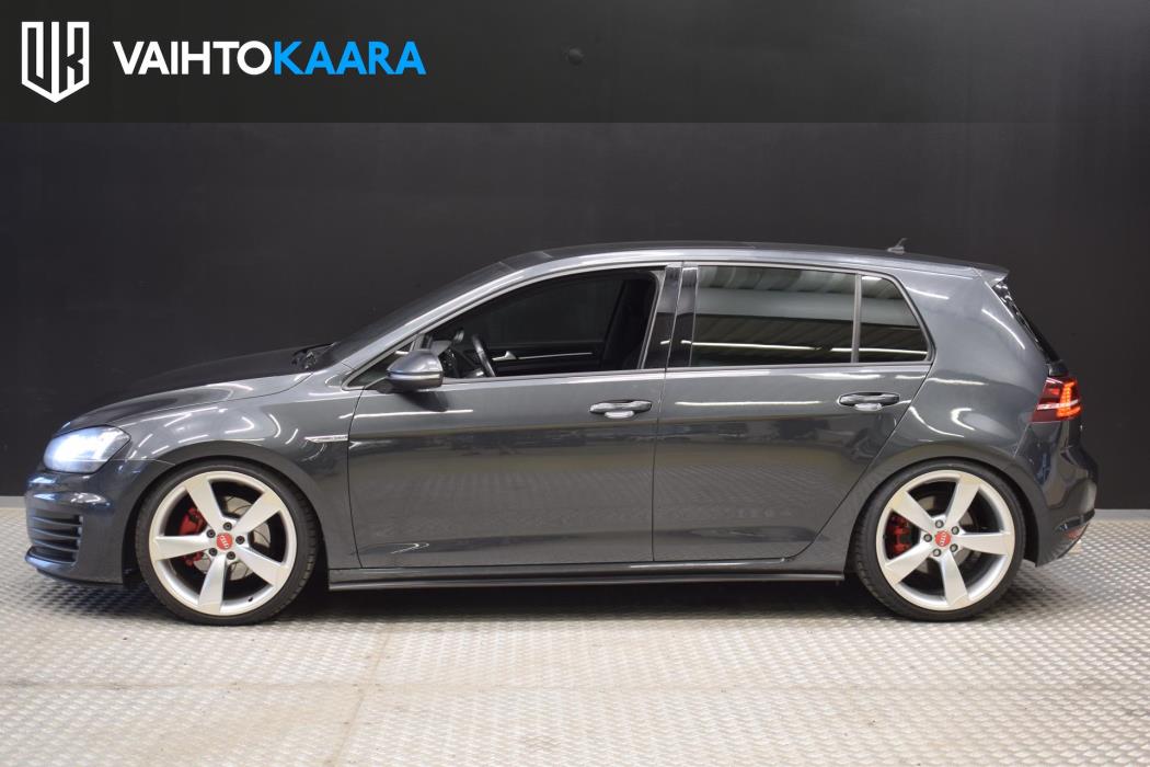 VOLKSWAGEN Golf 2014