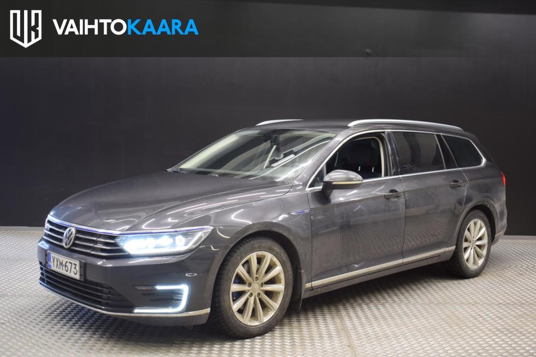 VOLKSWAGEN Passat 2018