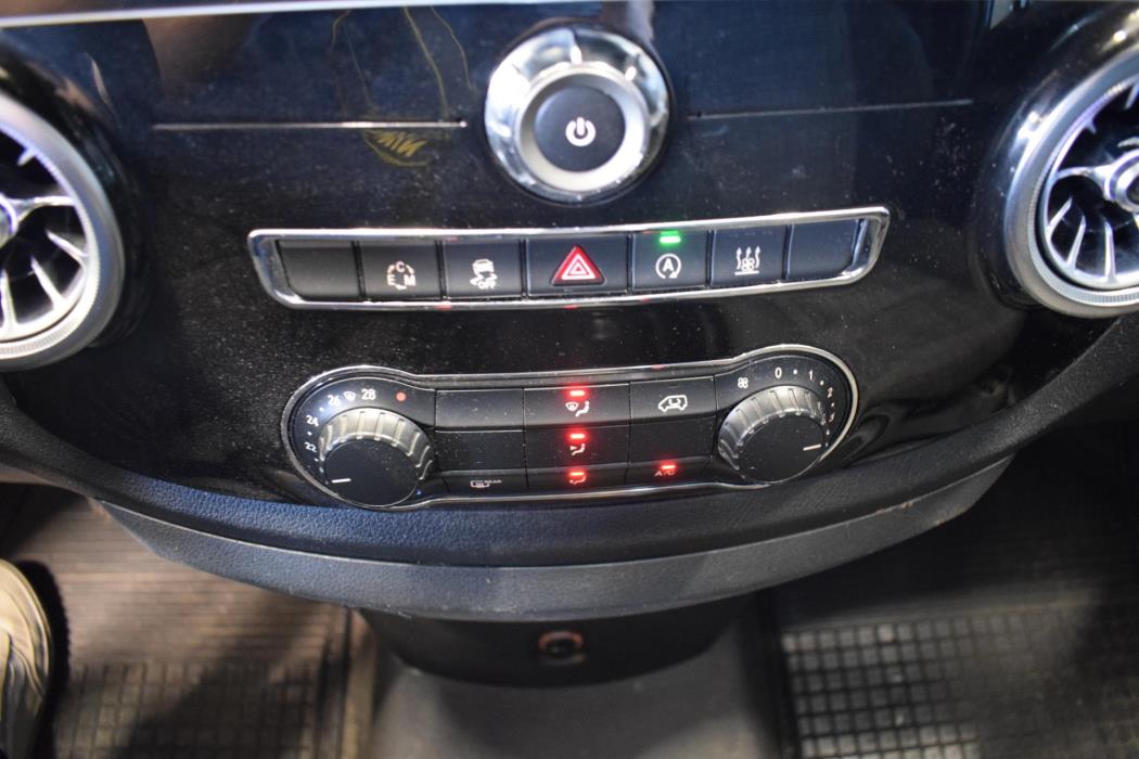 MERCEDES-BENZ Vito 2016