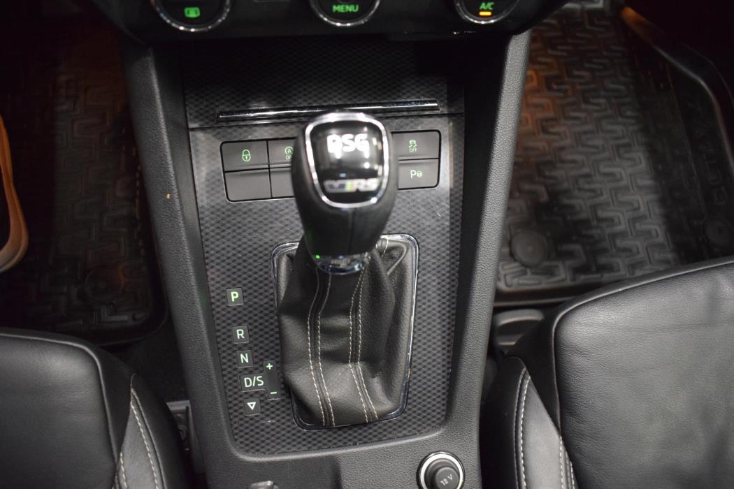 SKODA Octavia 2016