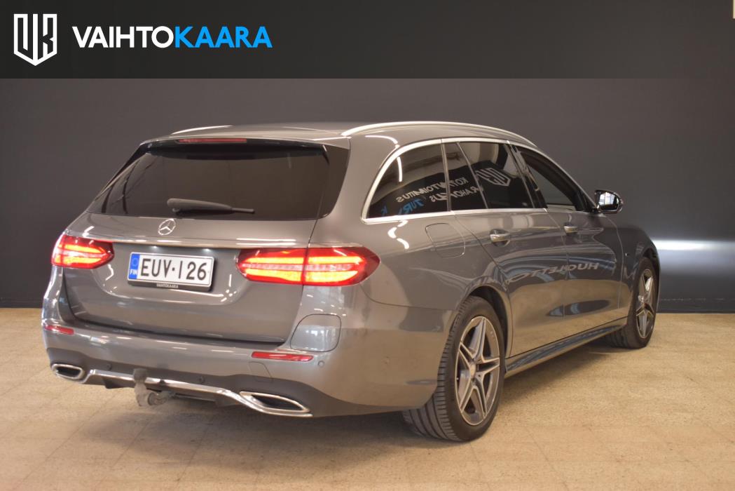 MERCEDES-BENZ E 2020