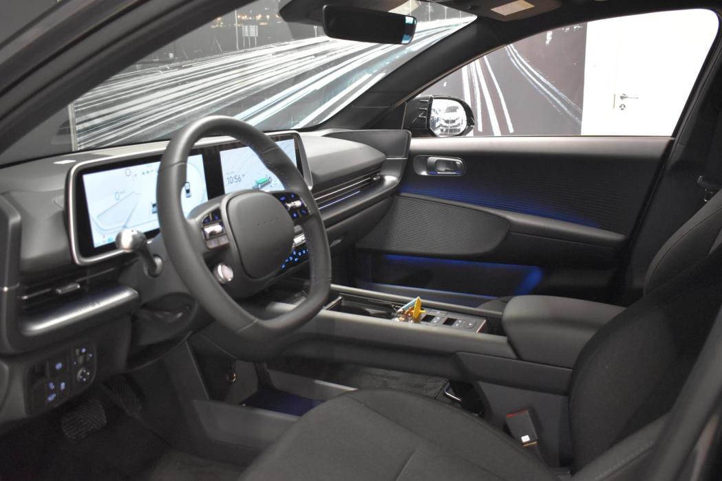 HYUNDAI Ioniq 6 2025