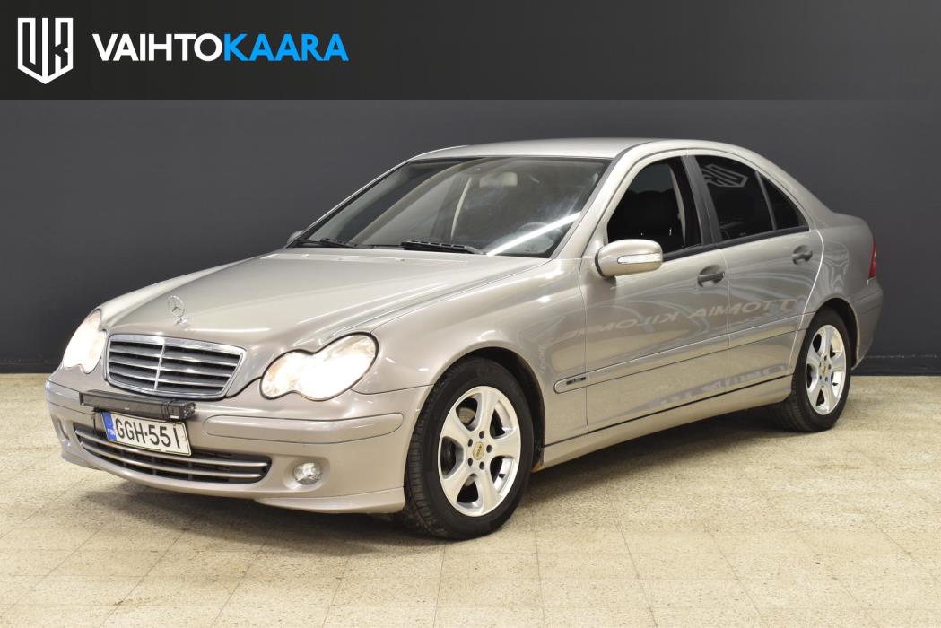 MERCEDES-BENZ C 2004