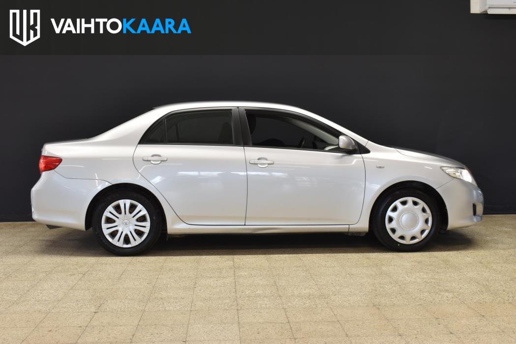 TOYOTA Corolla 2010