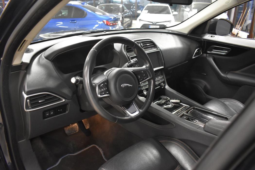 JAGUAR F-Pace 2017