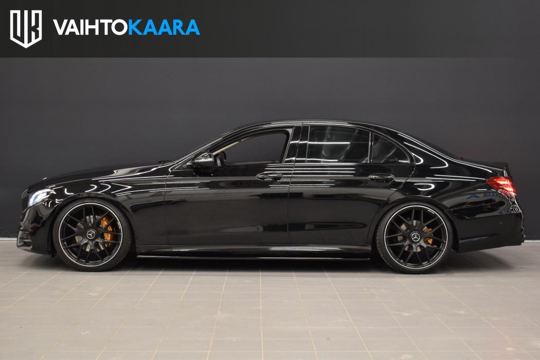 MERCEDES-BENZ E 2017