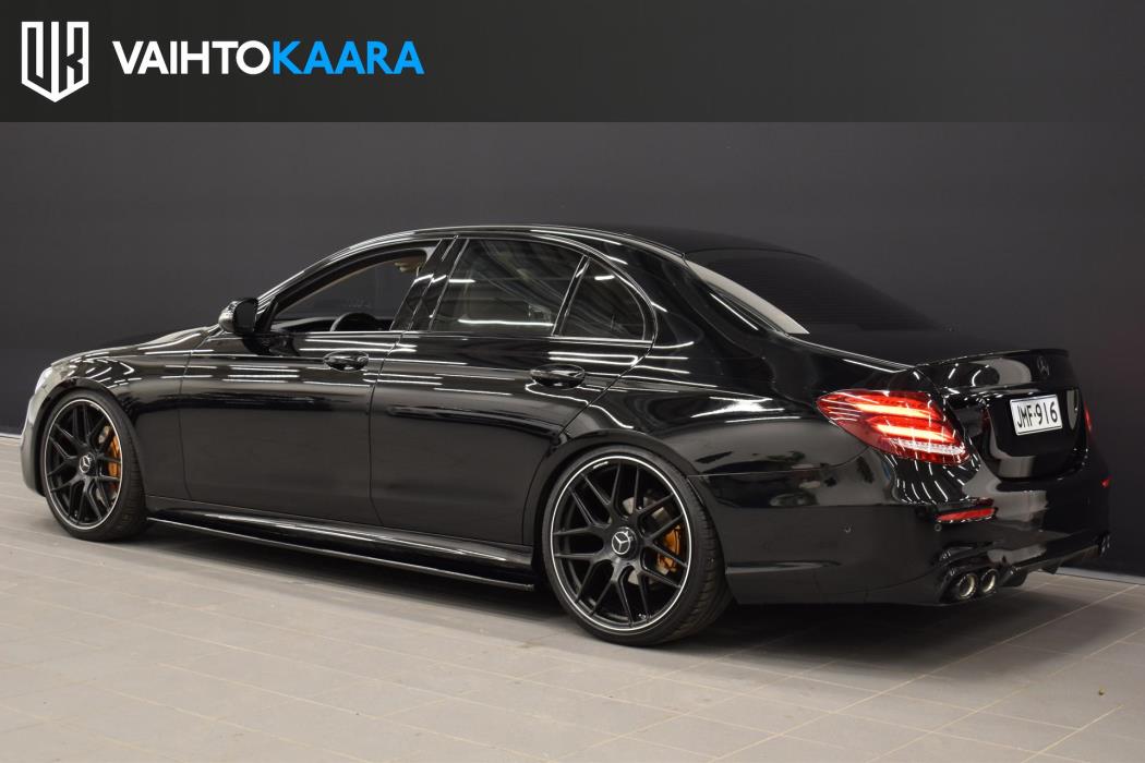 MERCEDES-BENZ E 2017