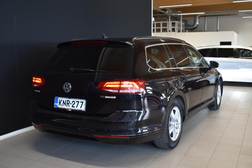 VOLKSWAGEN Passat 2016