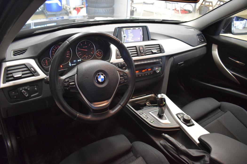BMW 320 2014