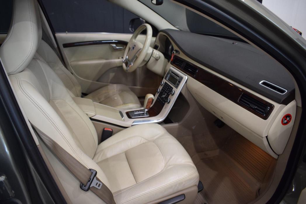 VOLVO S80 2011