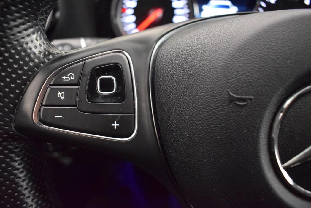 MERCEDES-BENZ E 2017