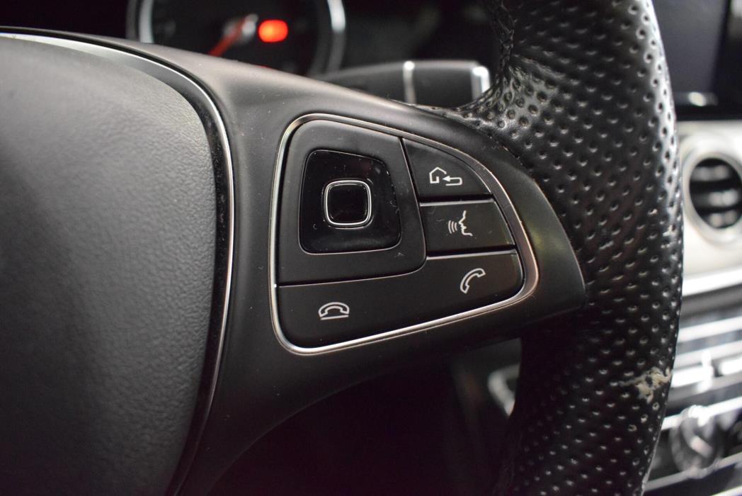 MERCEDES-BENZ E 2017