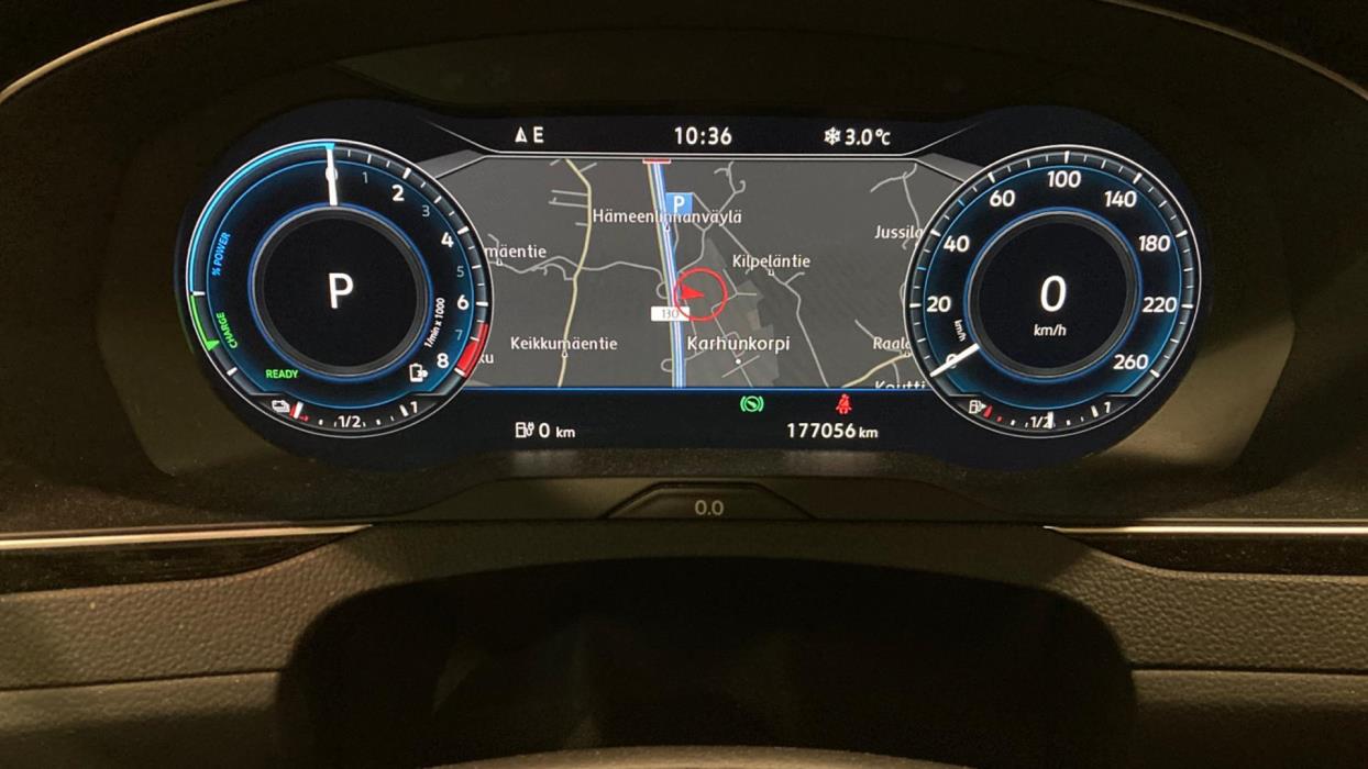 VOLKSWAGEN Passat 2018