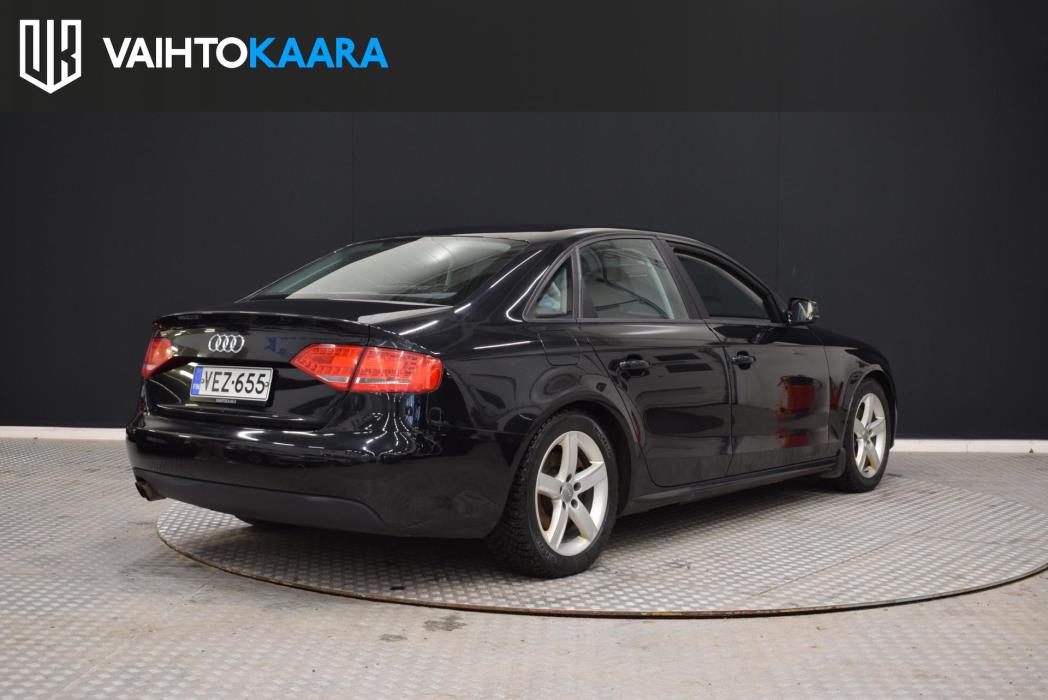 AUDI A4 2011