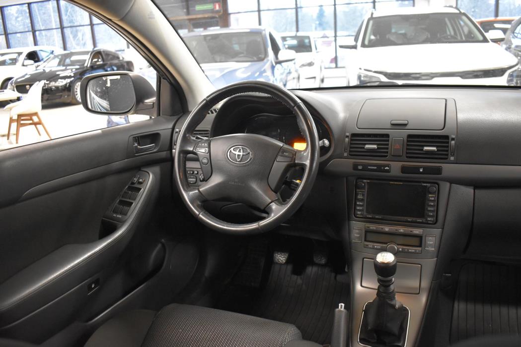 TOYOTA Avensis 2008