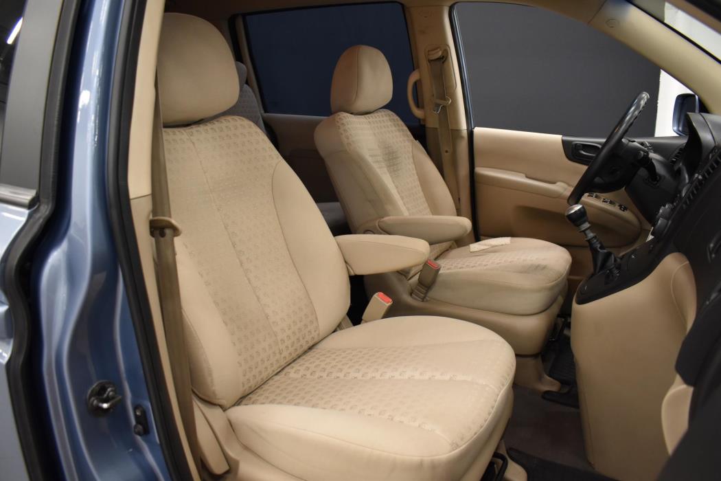 KIA Carnival 2009