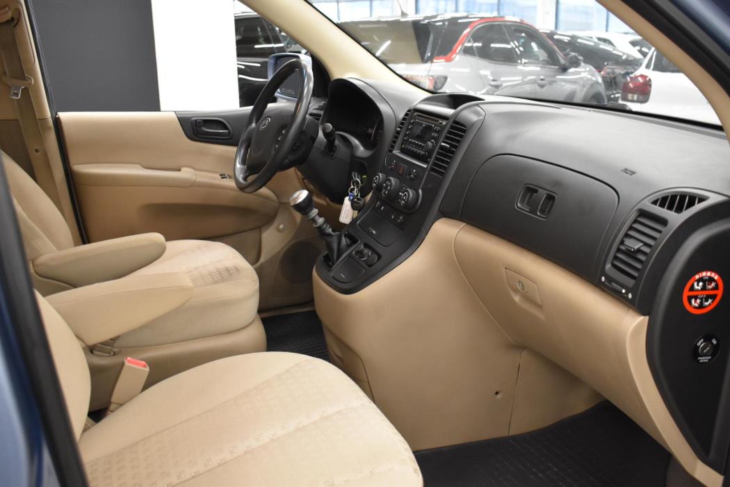 KIA Carnival 2009
