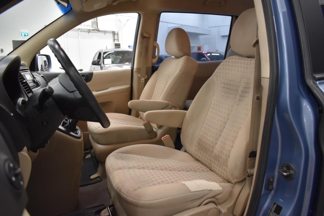 KIA Carnival 2009