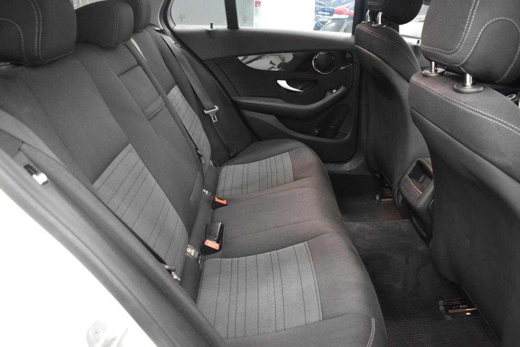MERCEDES-BENZ C 2015