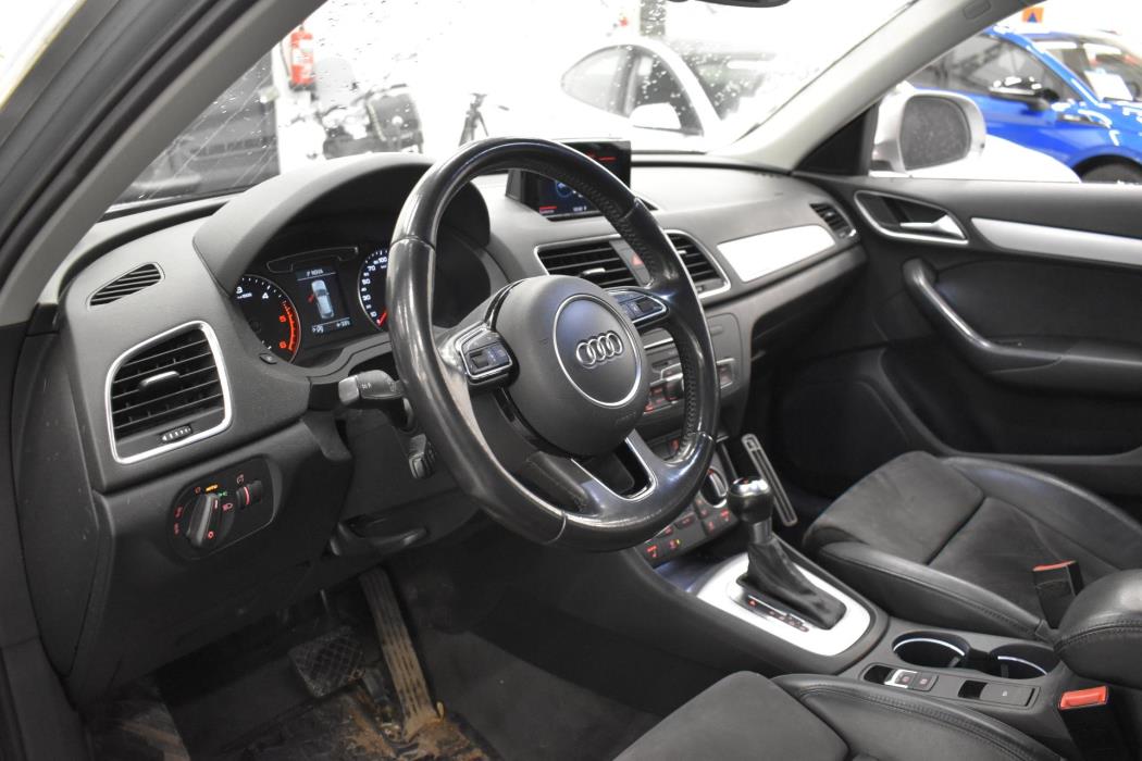 AUDI Q3 2015
