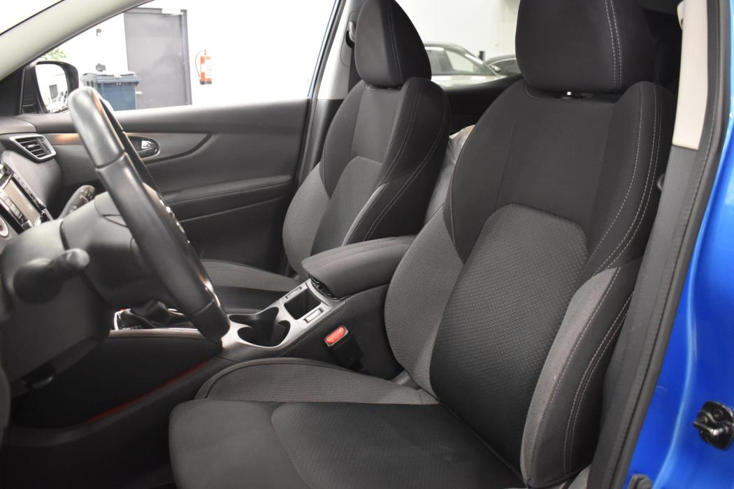 NISSAN Qashqai 2018