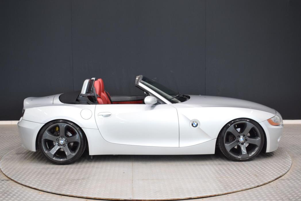 BMW Z4 2004