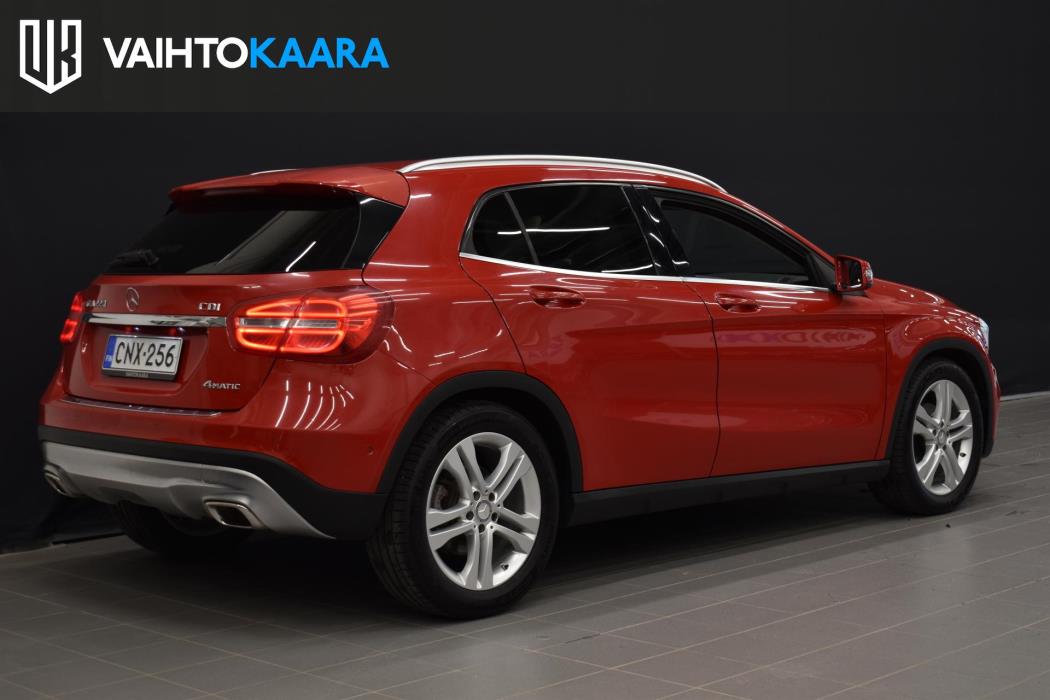 MERCEDES-BENZ GLA 2014